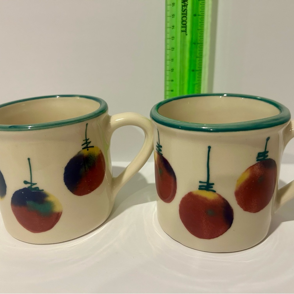 Pair Vintage Hartstone Stoneware Christmas Mugs 1982